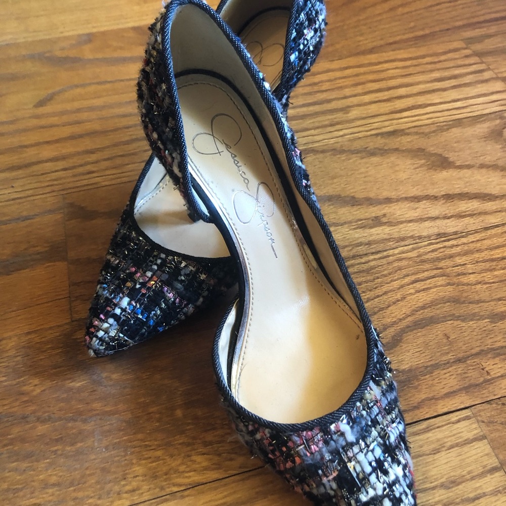 Jessica Simpson boucle heels